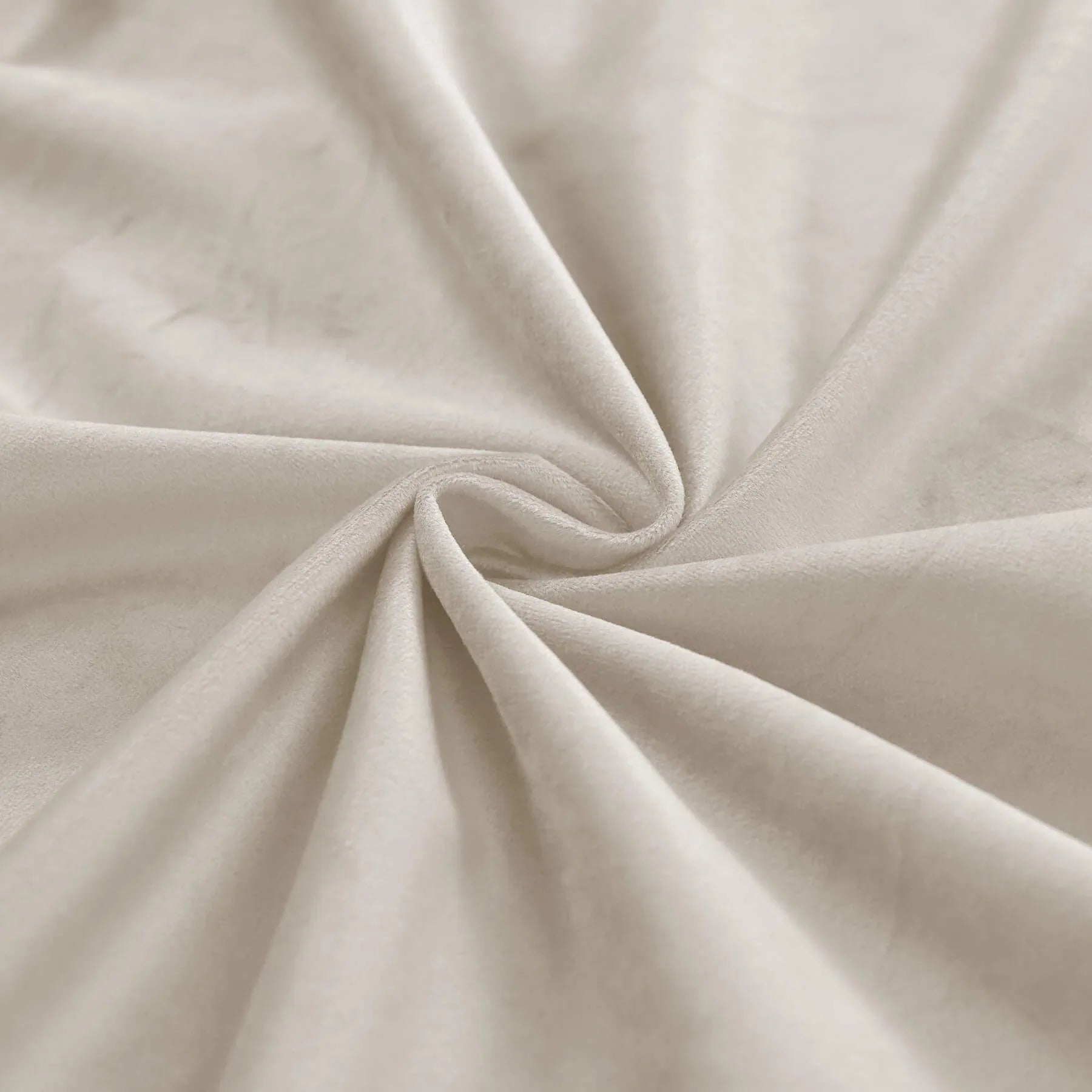 Cololeaf-Christmas-Soft-Luxury-Velvet-Blackout-Drapes-Thermal-Curtains-Cashmere_3 - Cololeaf