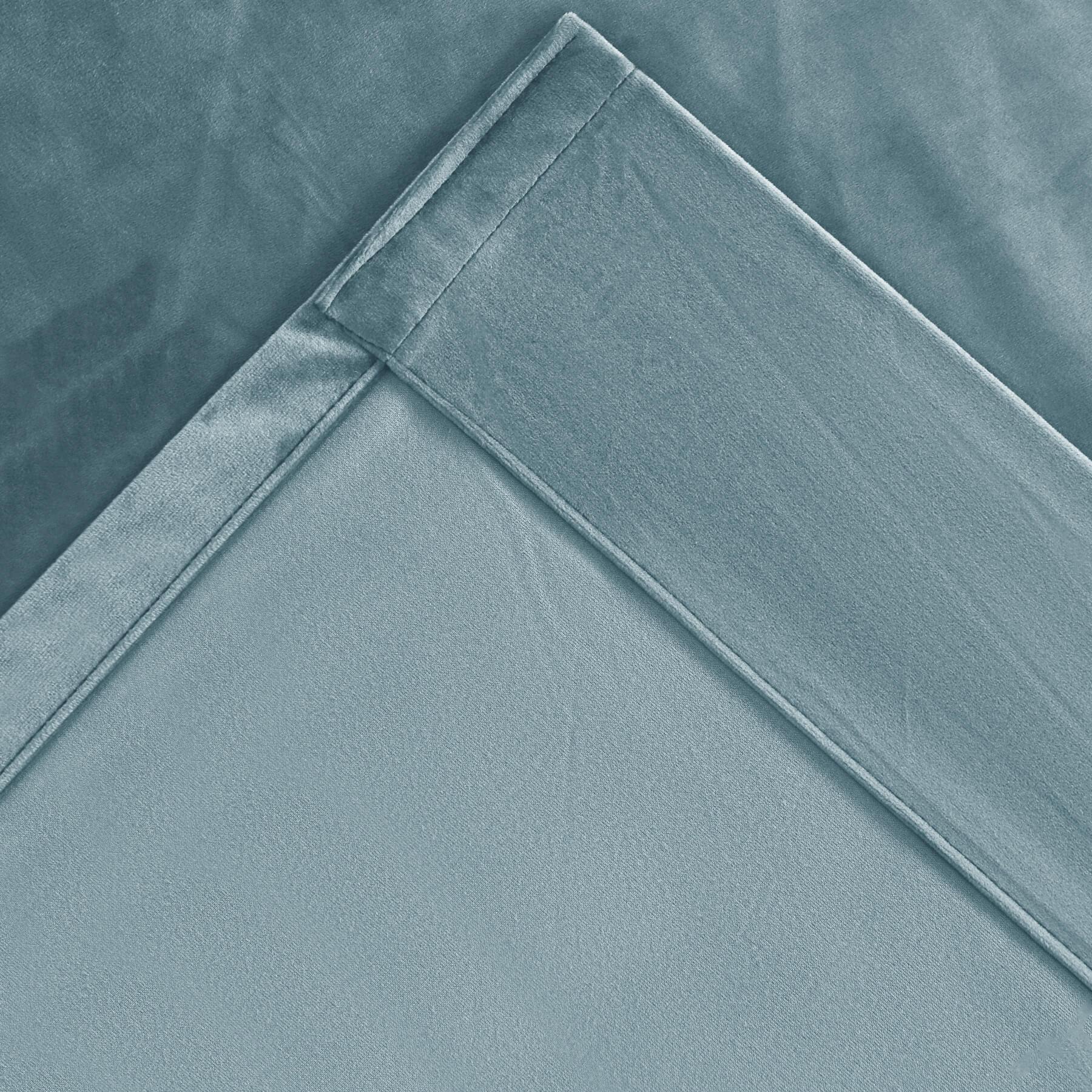 Cololeaf-Christmas-Soft-Luxury-Velvet-Blackout-Drapes-Thermal-Curtains-Sky-Blue_4 - Cololeaf